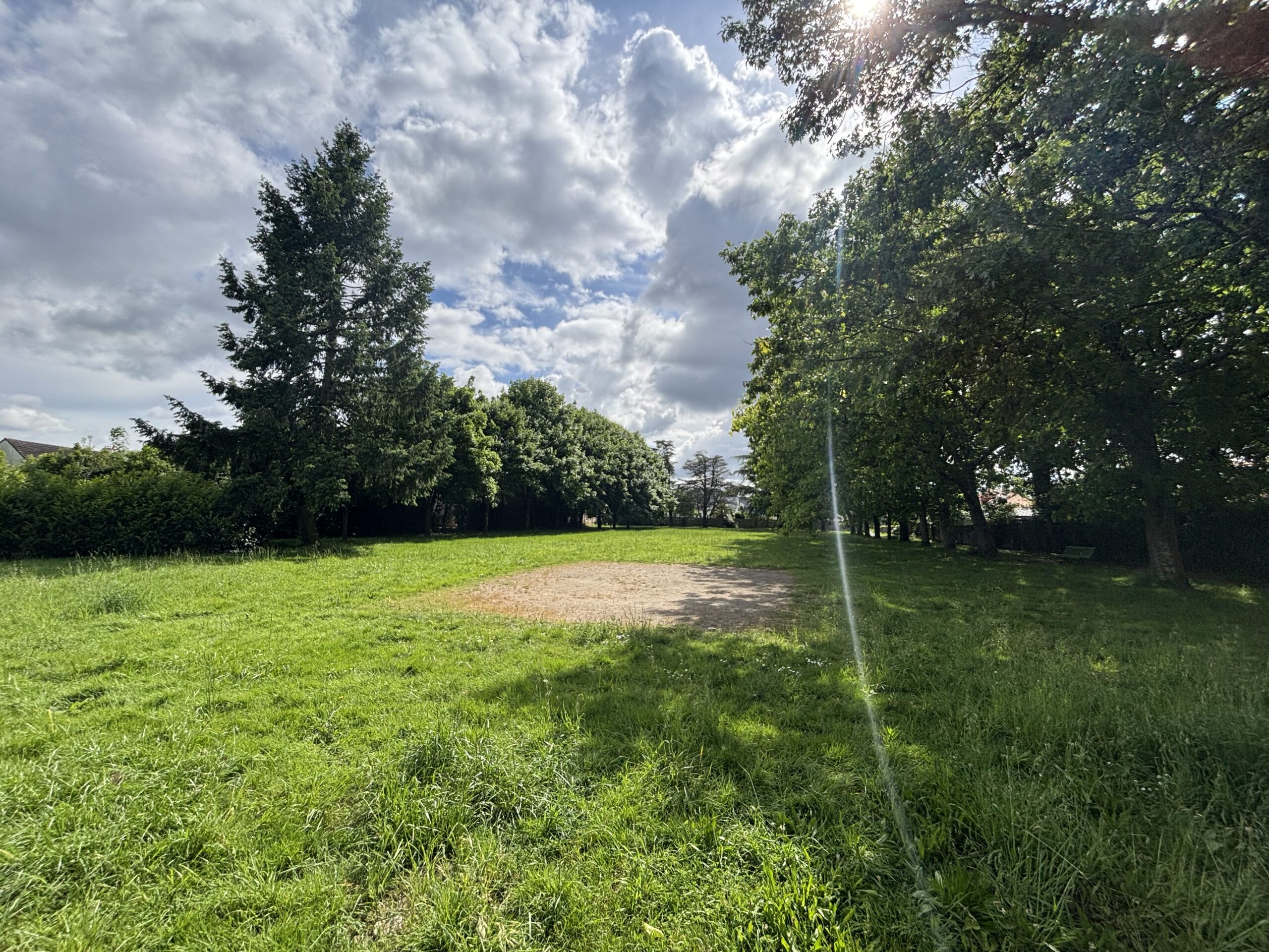 Le groupe Vivre ensemble a voté la destruction du parc Marianne